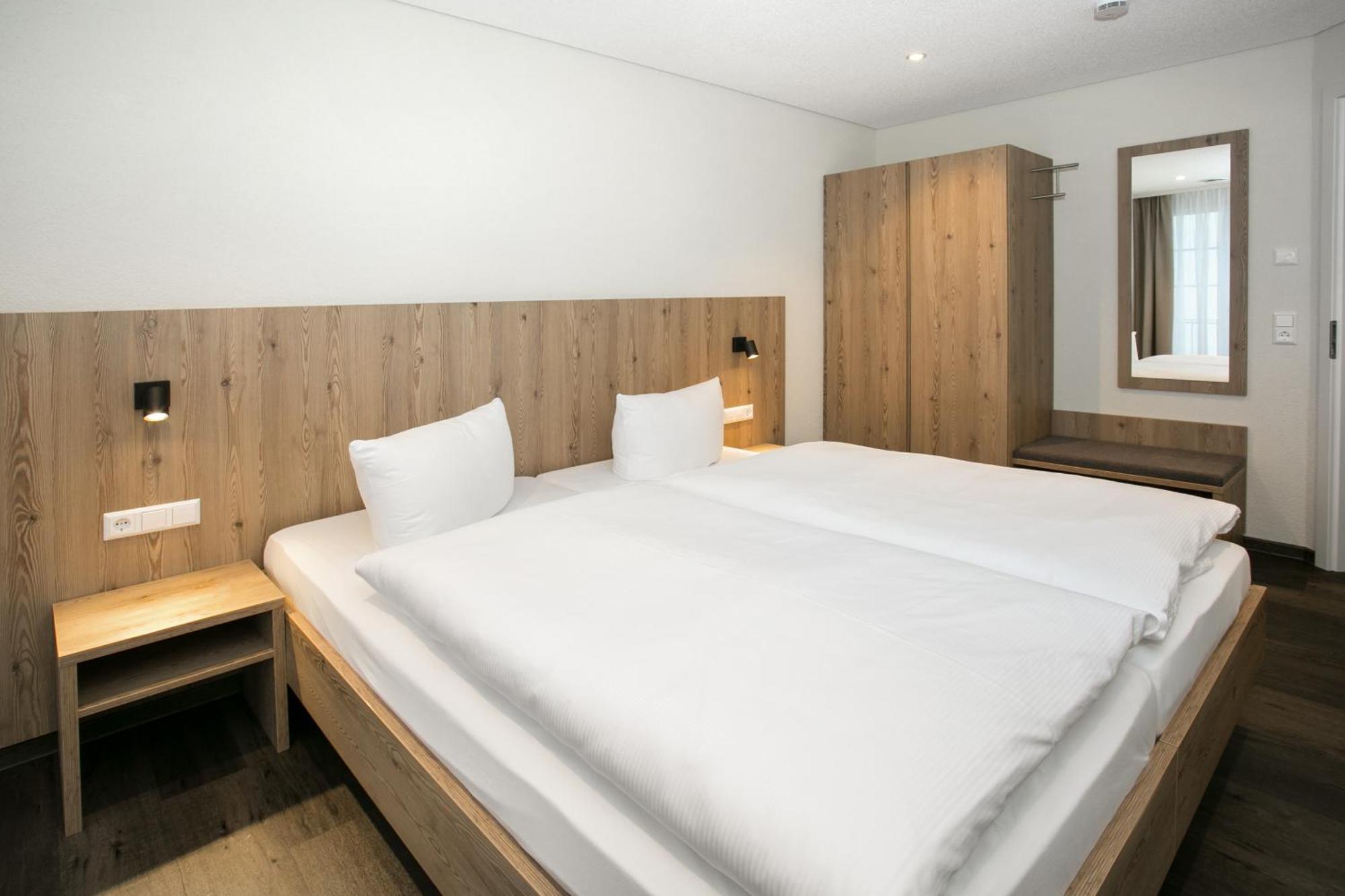Hotel-Gasthaus Engel Luttingen 劳芬博格 客房 照片
