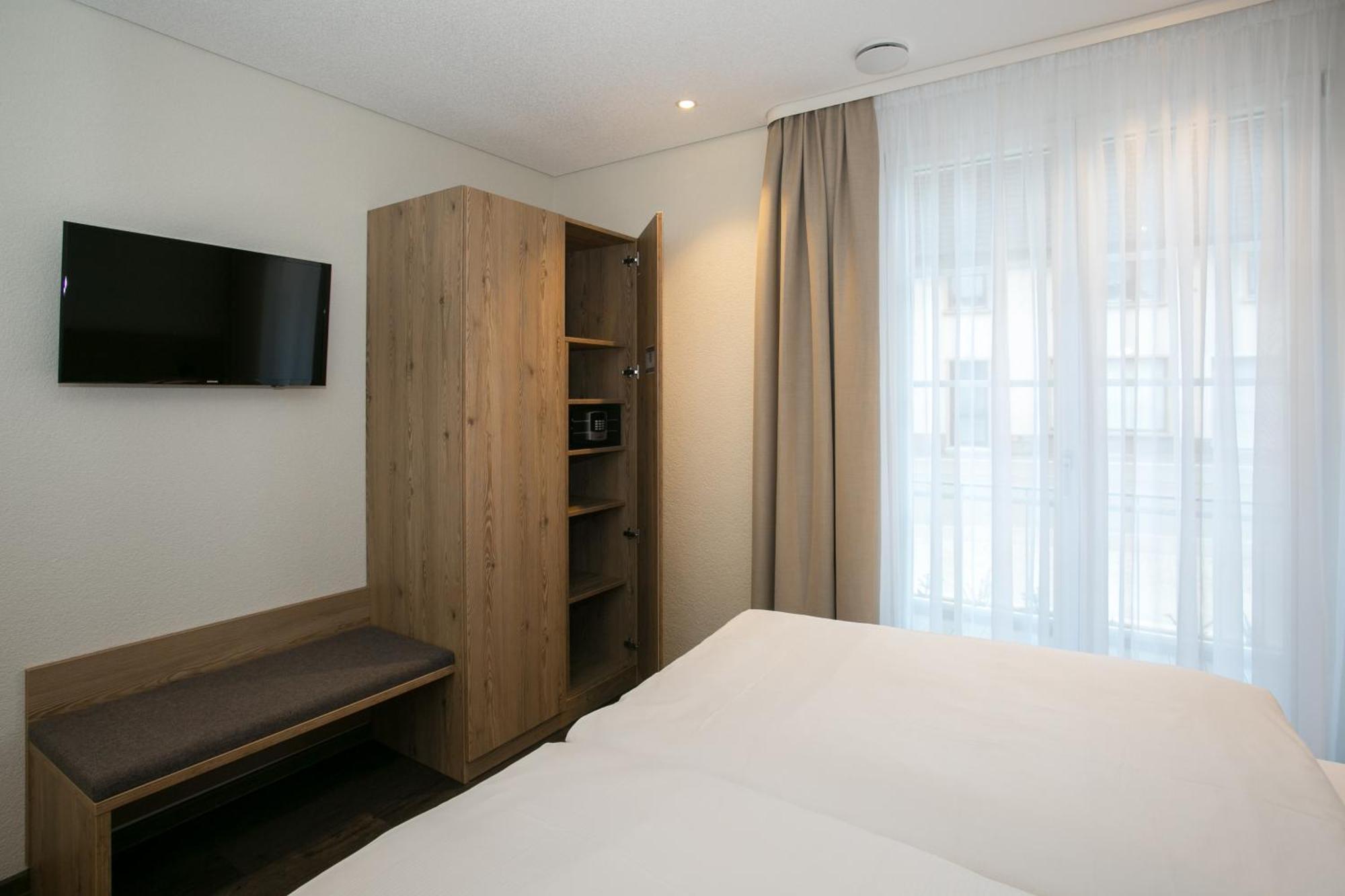 Hotel-Gasthaus Engel Luttingen 劳芬博格 客房 照片