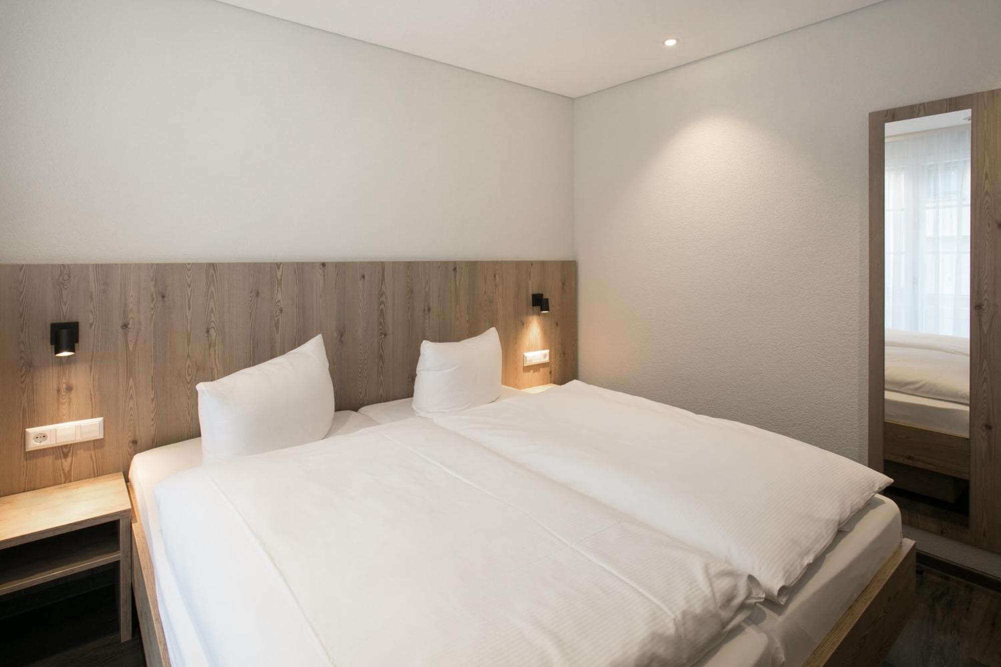 Hotel-Gasthaus Engel Luttingen 劳芬博格 客房 照片