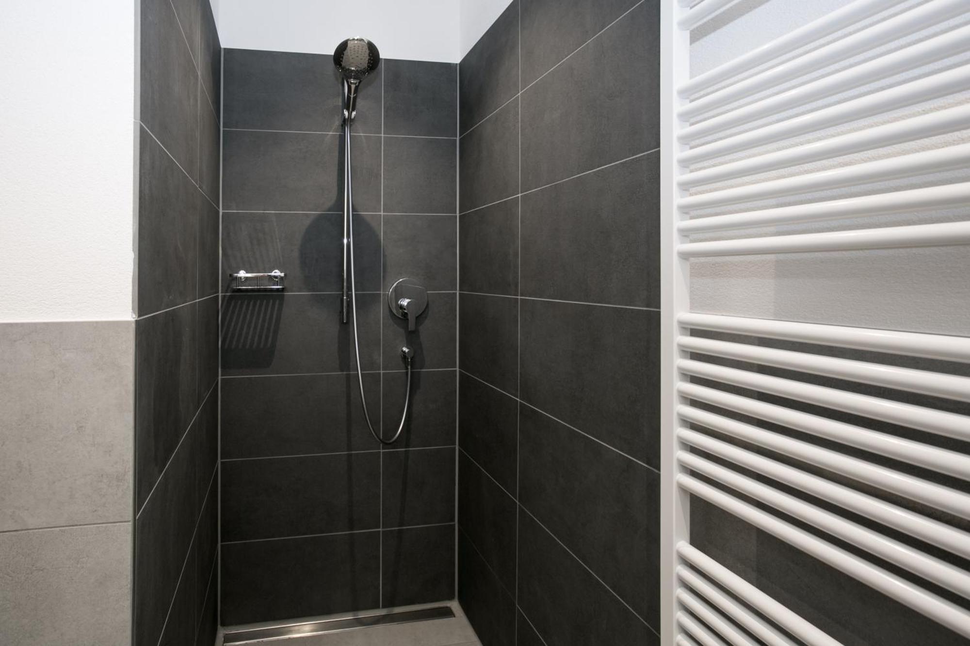 Hotel-Gasthaus Engel Luttingen 劳芬博格 客房 照片