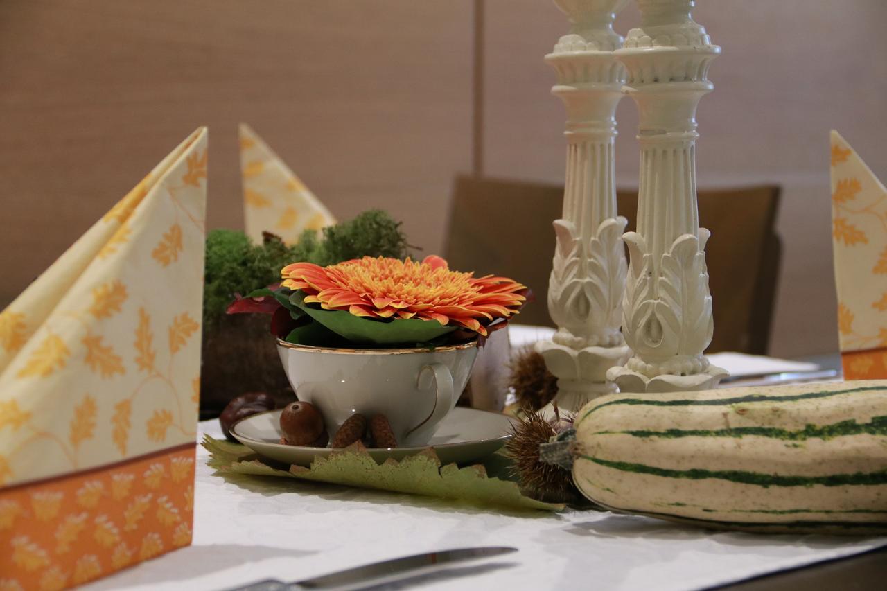 Hotel-Gasthaus Engel Luttingen 劳芬博格 外观 照片